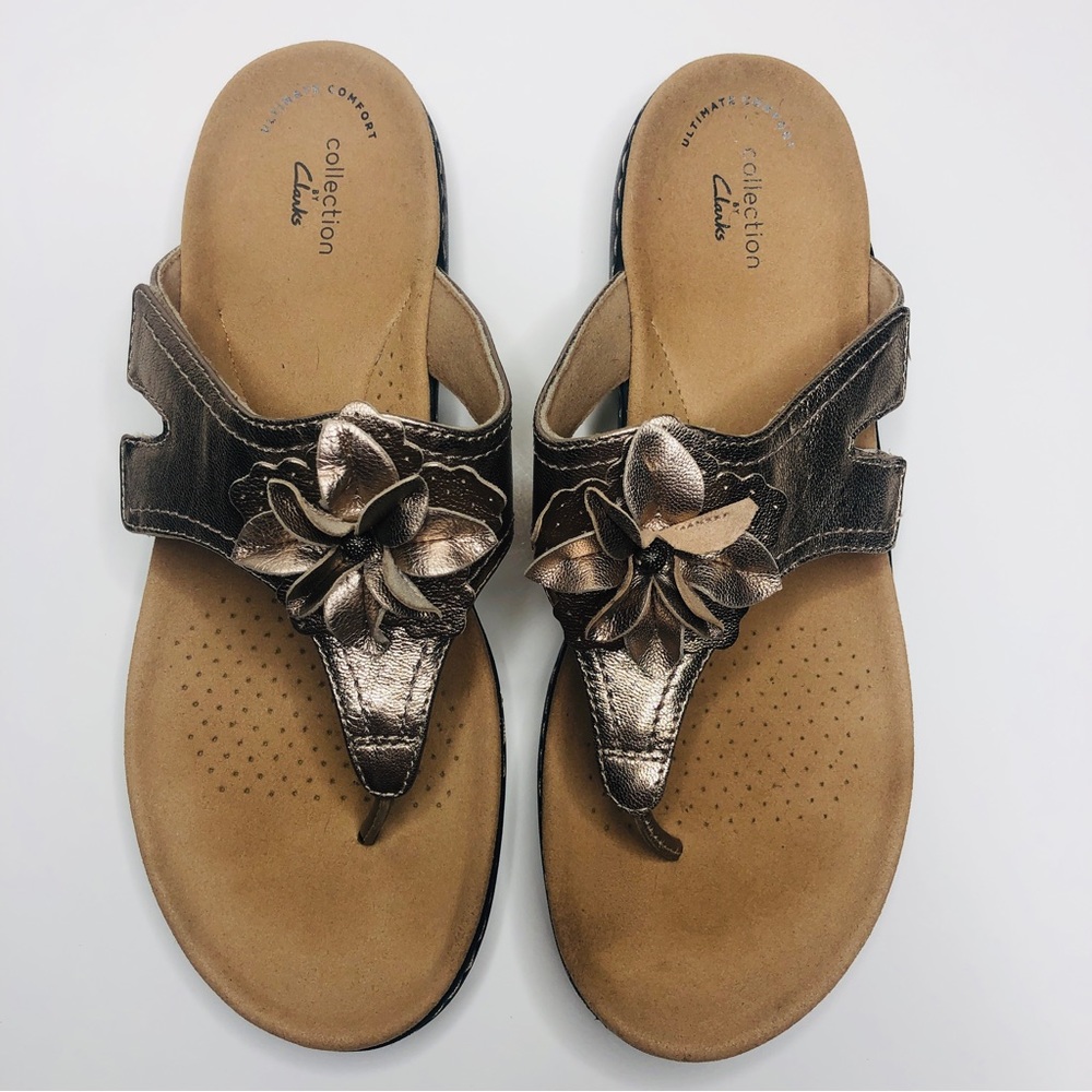 Clarks Collection Ultimate Comfort Thong Metallic Floral Sandal Size 9